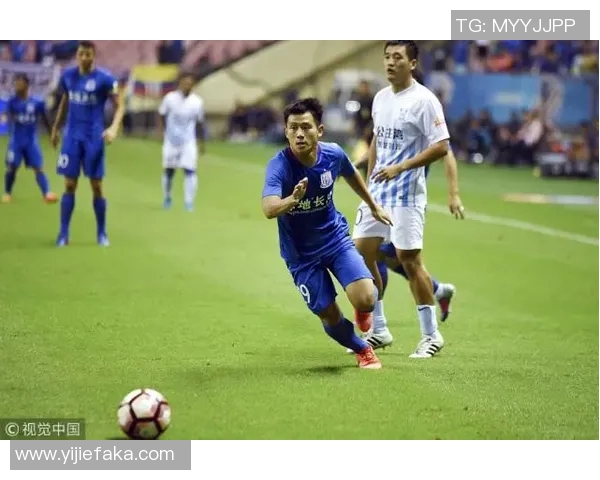 热卖足球球星短袖儿童运动服夏季透气舒适训练与日常皆适用