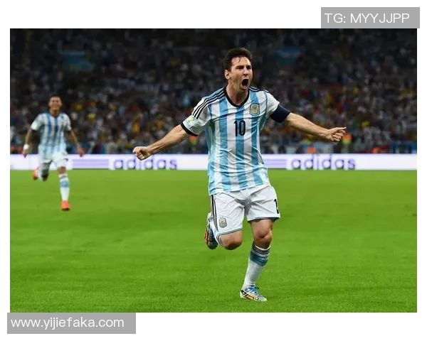 足坛巨星个人荣誉全景解读彰显辉煌成就与传奇足球人生 足坛巨星个人荣誉全景解读彰显辉煌成就与传奇足球人生